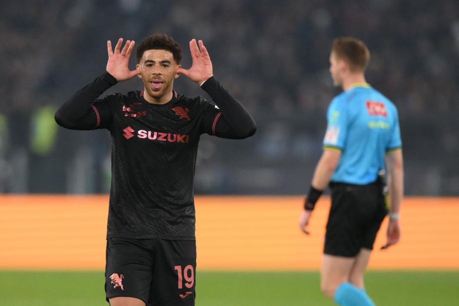 伊尔汗绝杀亚当斯双响 都灵3-2罗马进意杯八强战国米